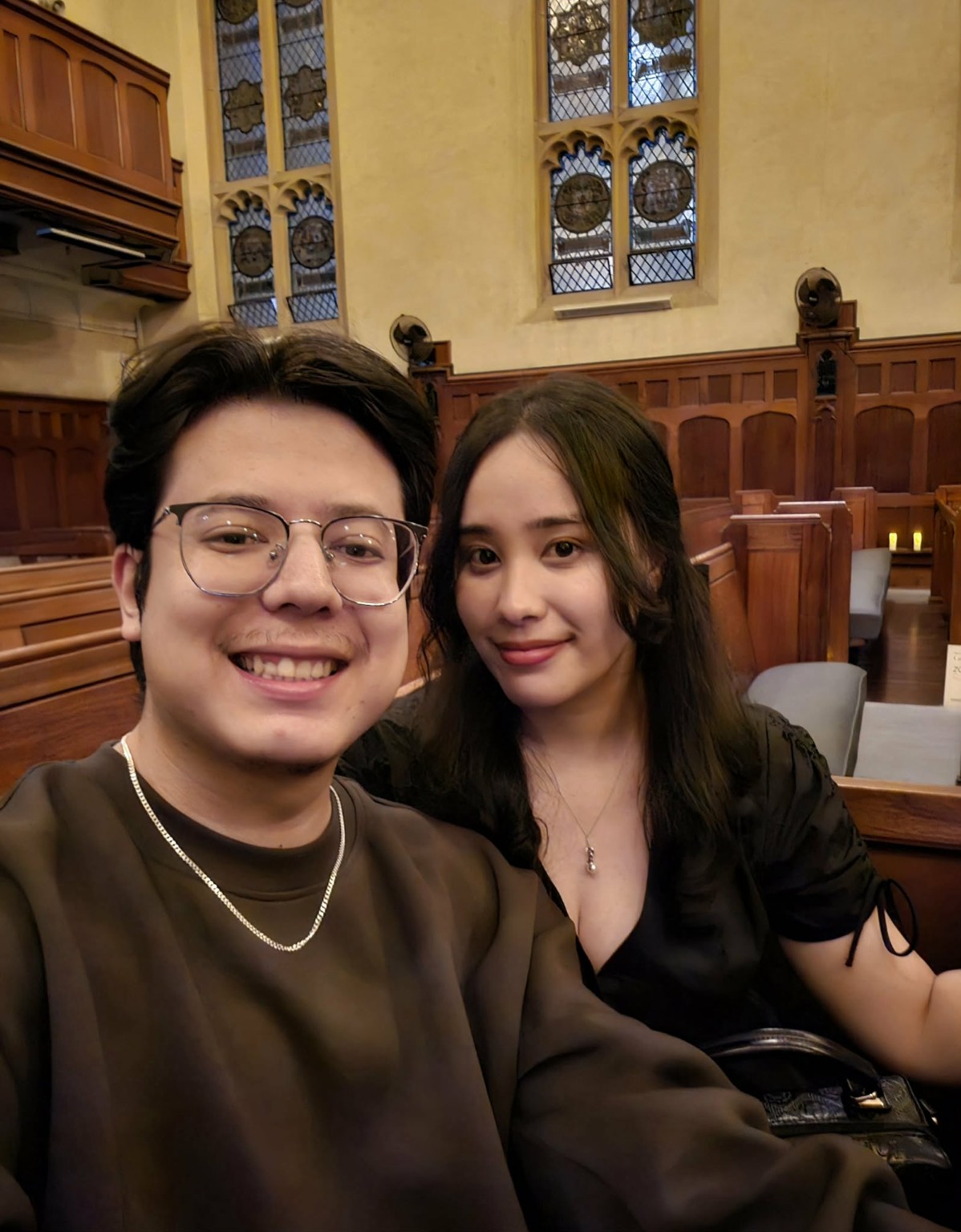 Abhishek and Alyssa taking a selfie together